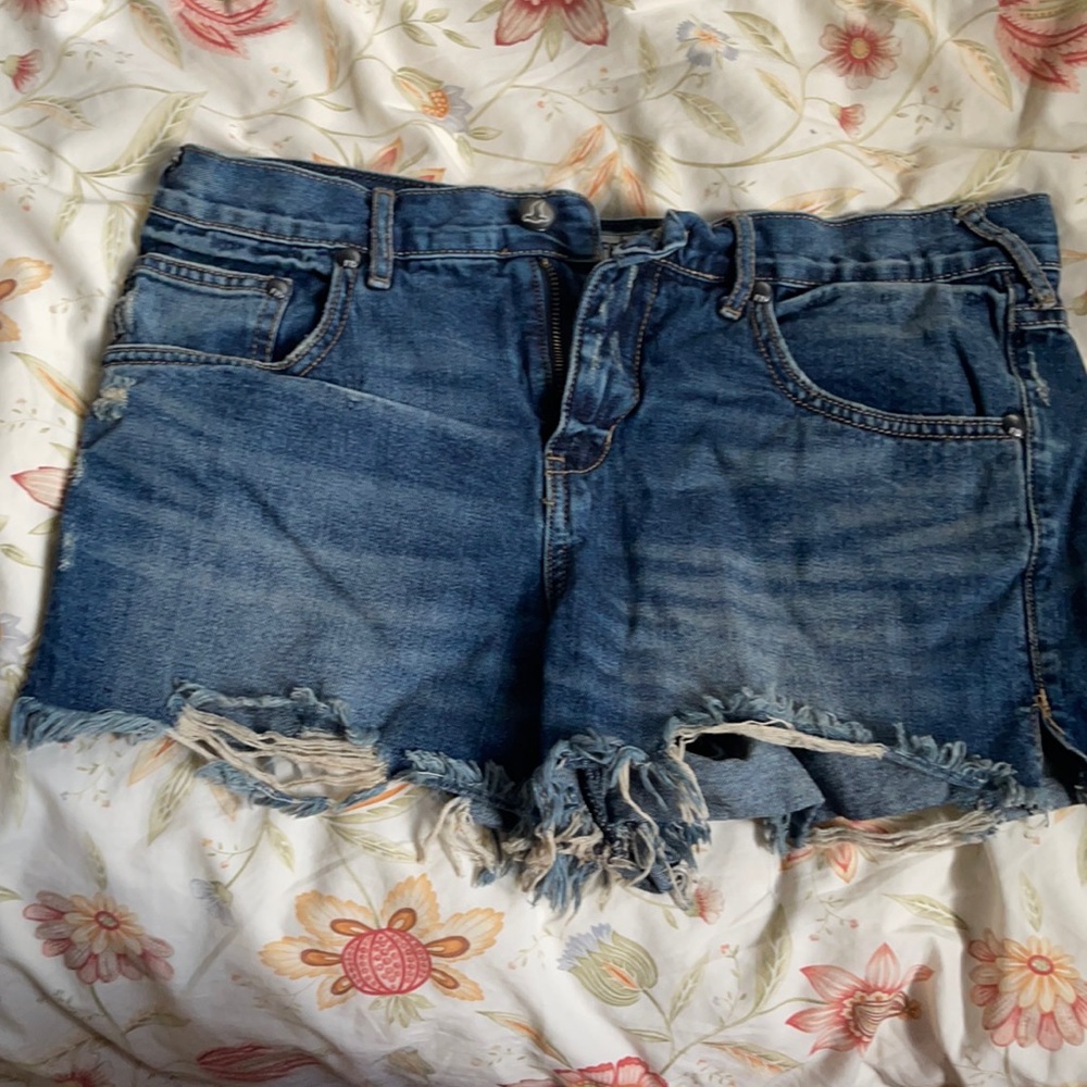 Free people cut off
